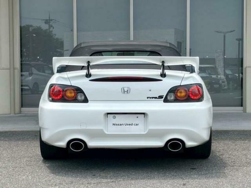 S2000
