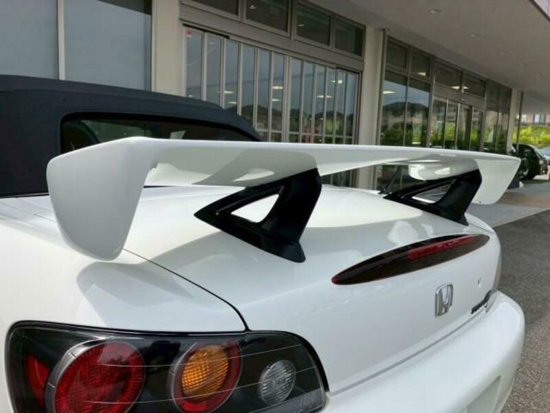 S2000