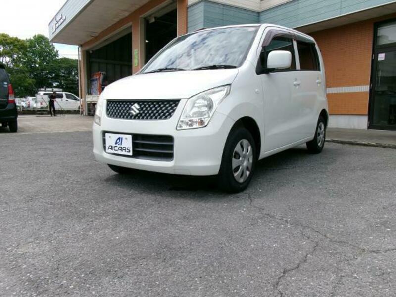 WAGON R-12