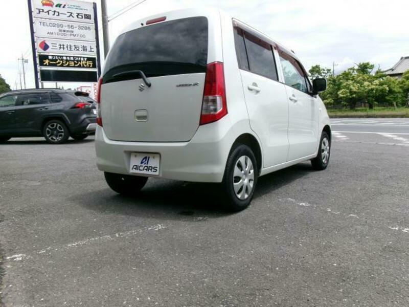 WAGON R-13