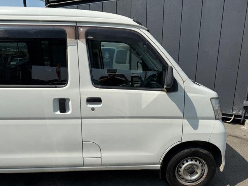 PIXIS VAN