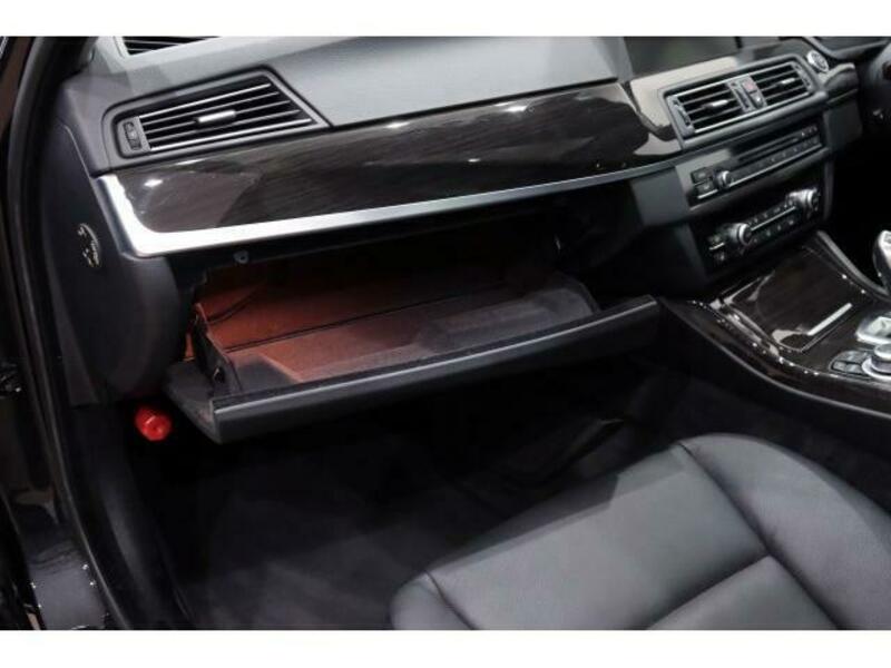 5 SERIES