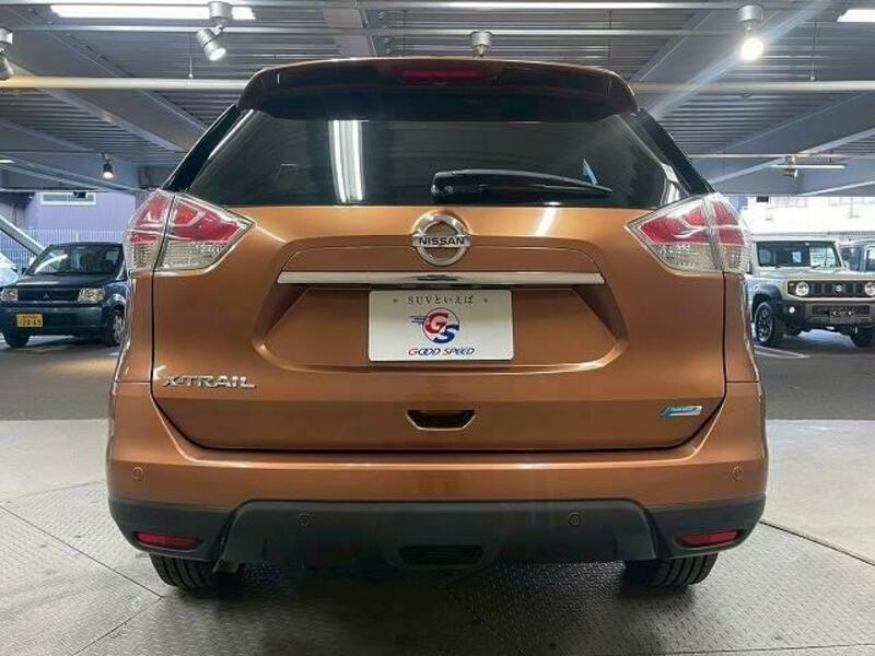 X-TRAIL