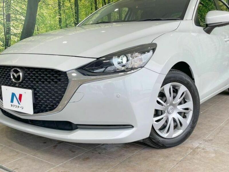 MAZDA2