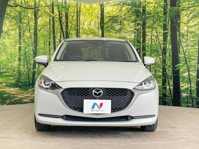 MAZDA2