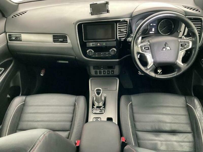 OUTLANDER PHEV