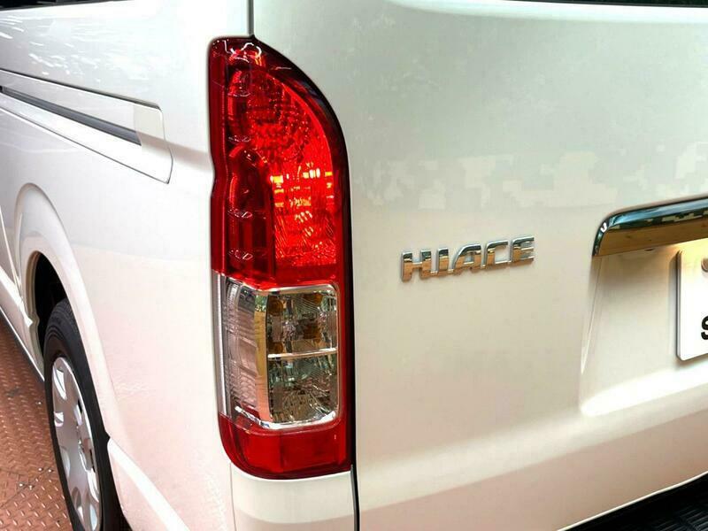 HIACE VAN