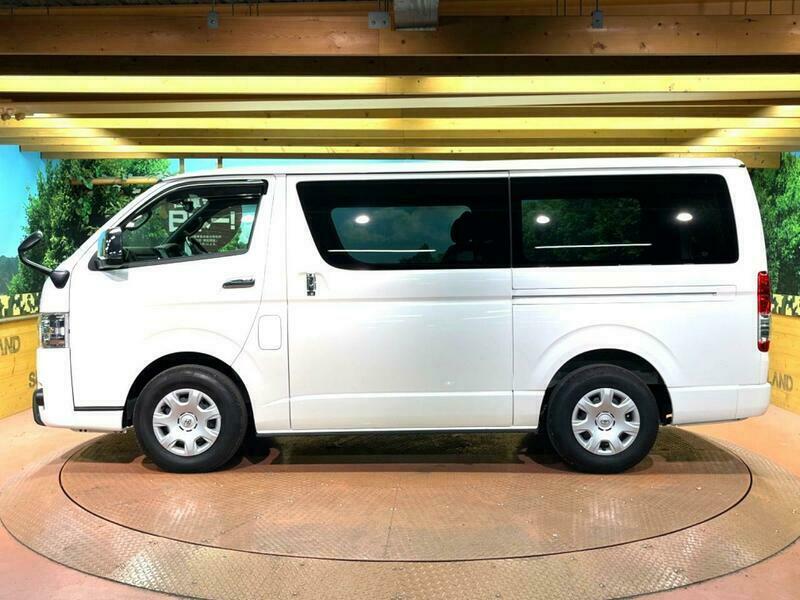 HIACE VAN