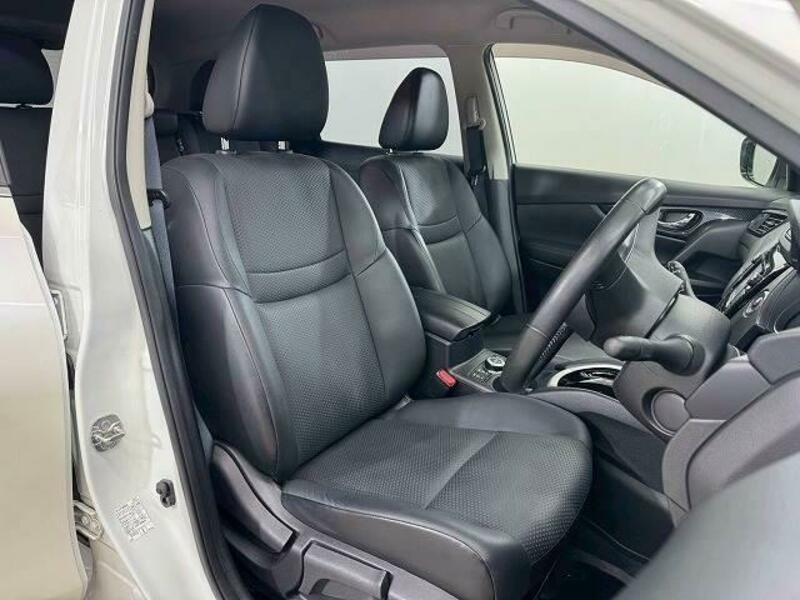 X-TRAIL-4