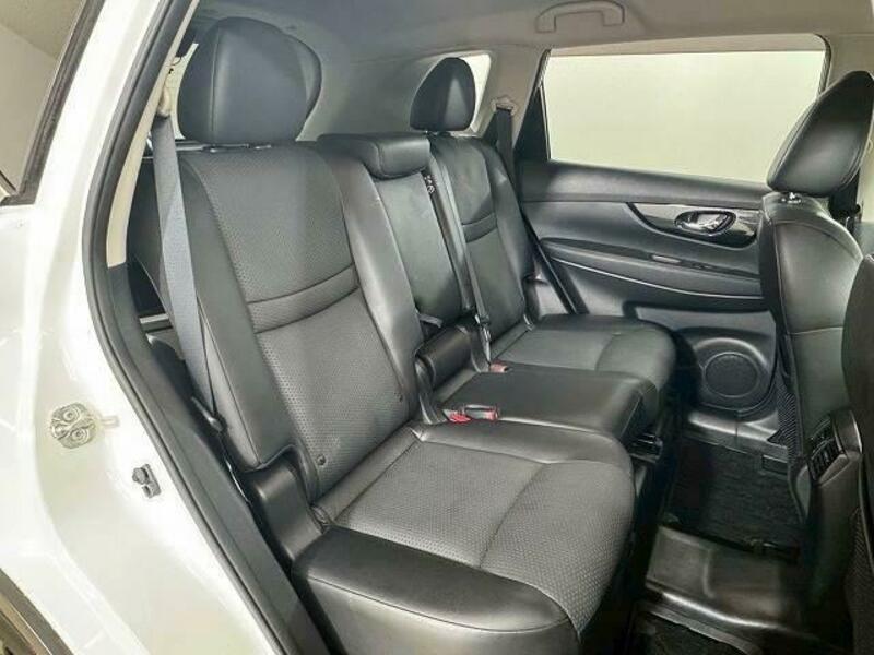X-TRAIL-5