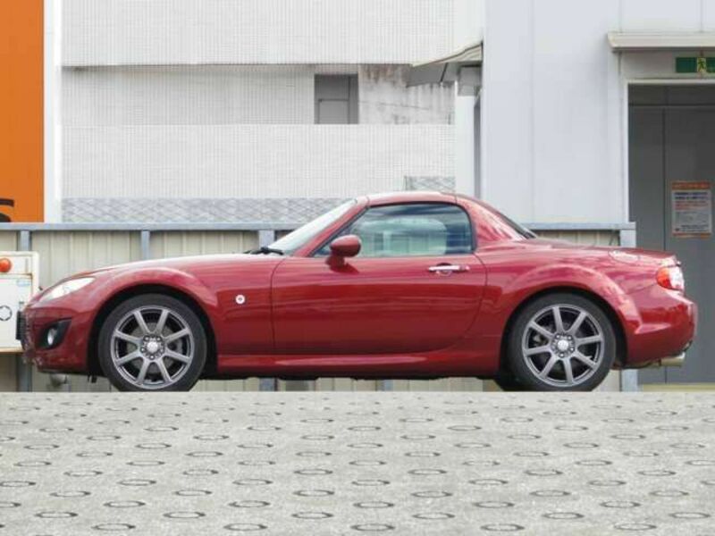 ROADSTER