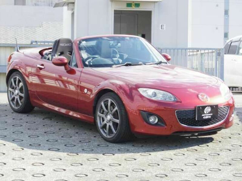 ROADSTER