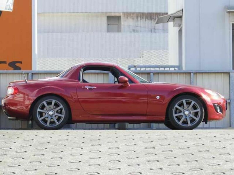 ROADSTER