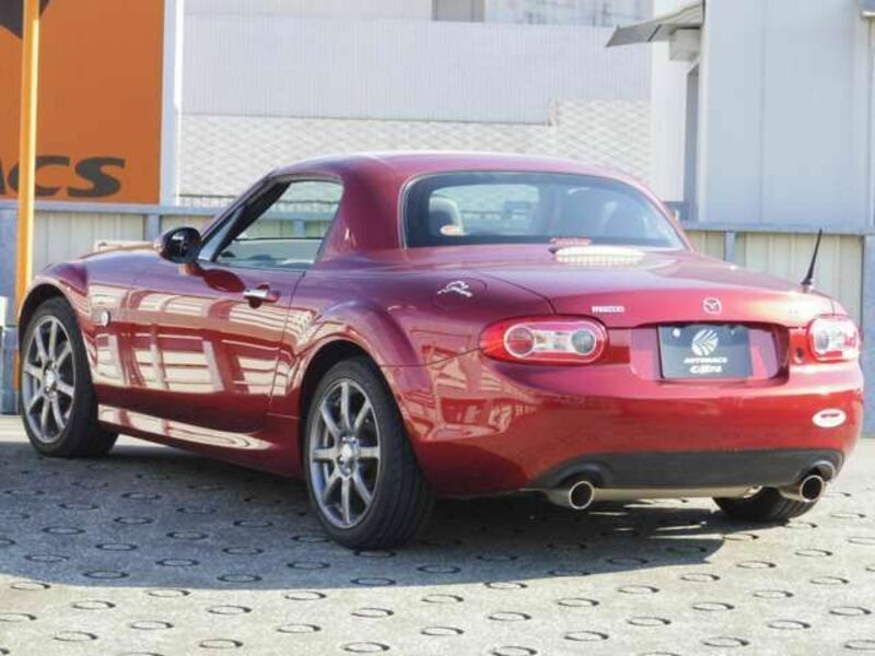 ROADSTER