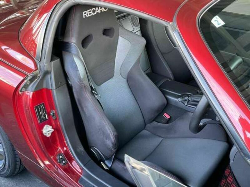 ROADSTER