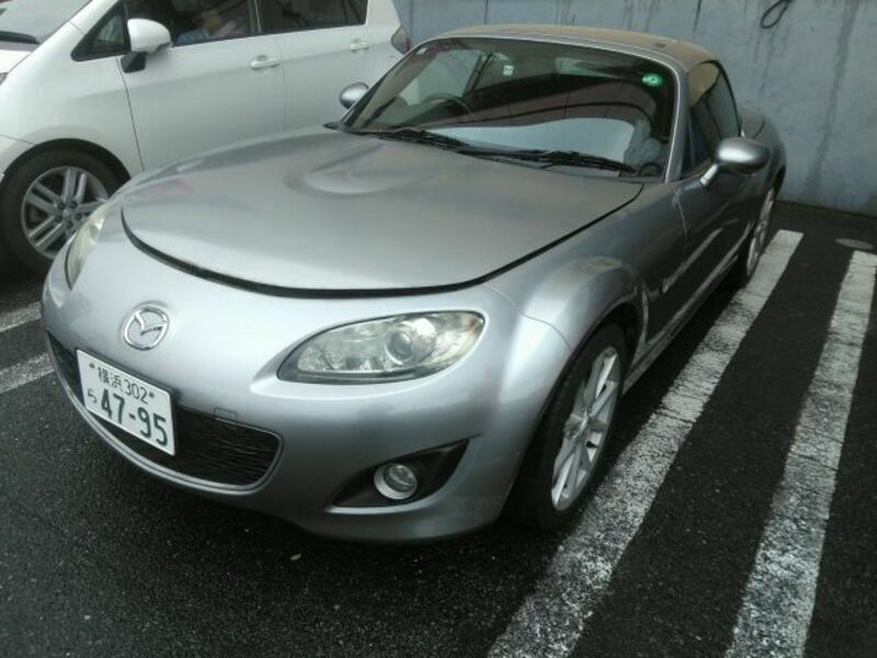 MAZDA ROADSTER