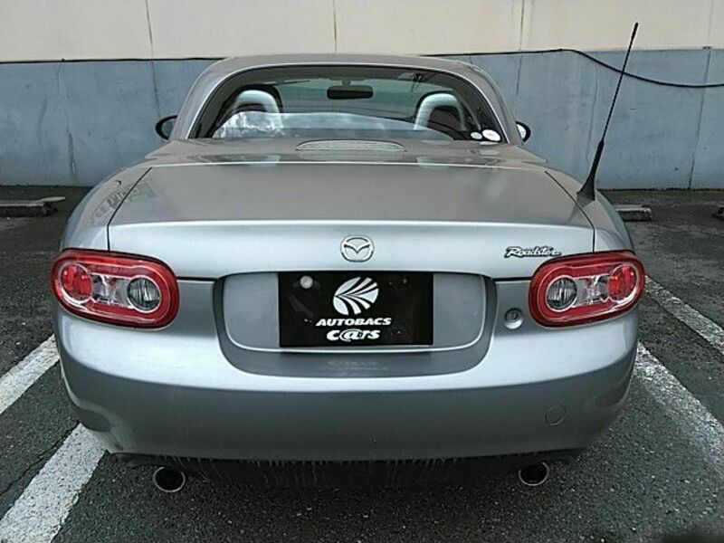 ROADSTER