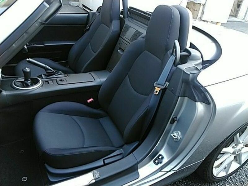 ROADSTER
