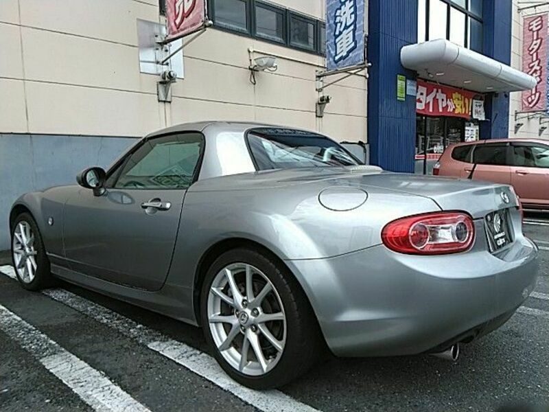 ROADSTER