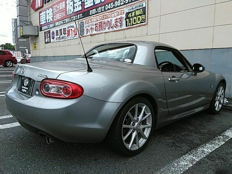 ROADSTER