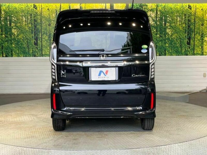 N BOX CUSTOM