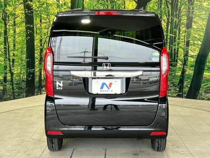 N BOX