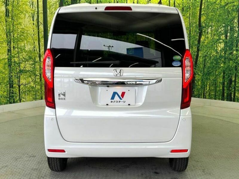 N BOX