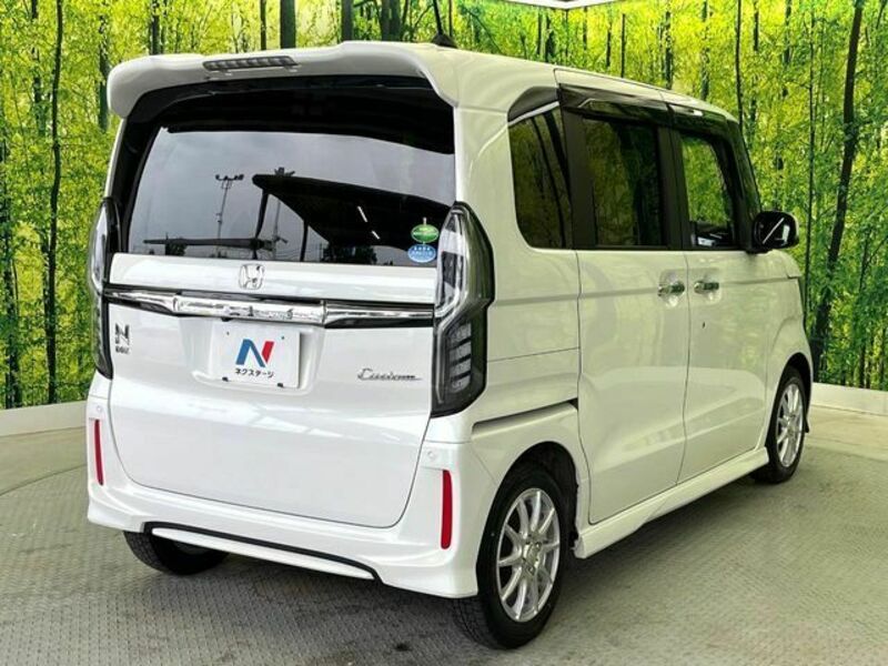 N BOX CUSTOM