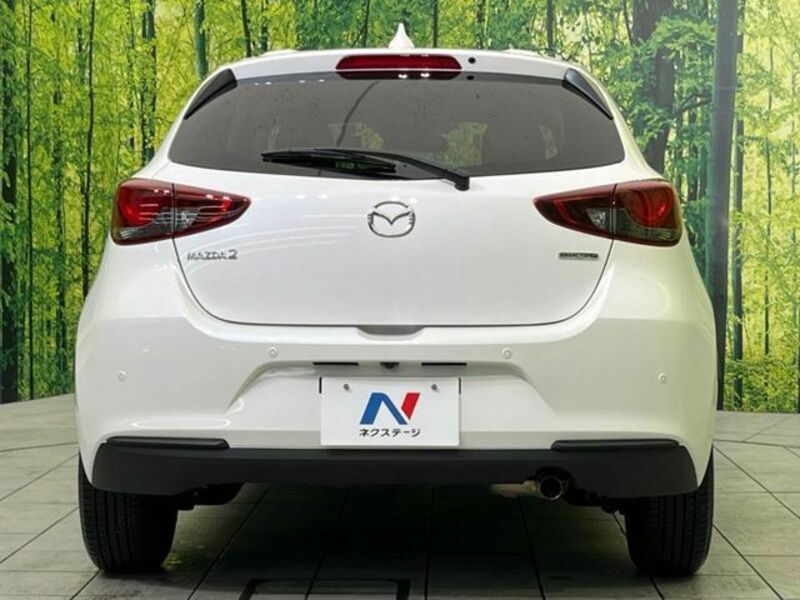 MAZDA2