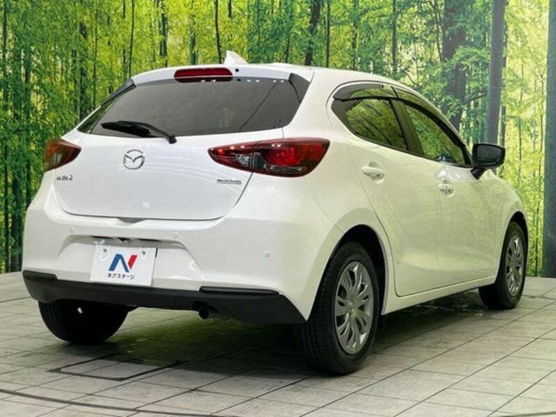 MAZDA2