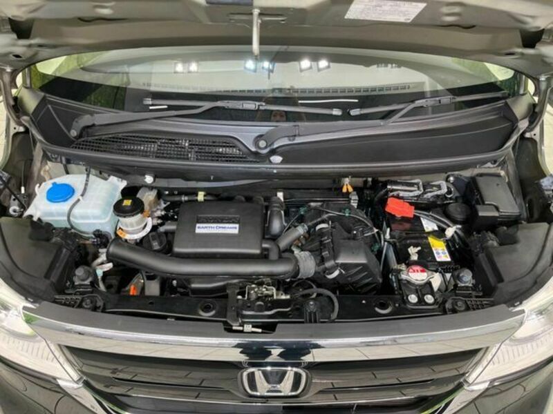 N BOX