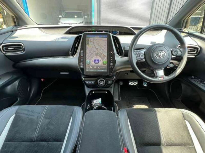 PRIUS PHV