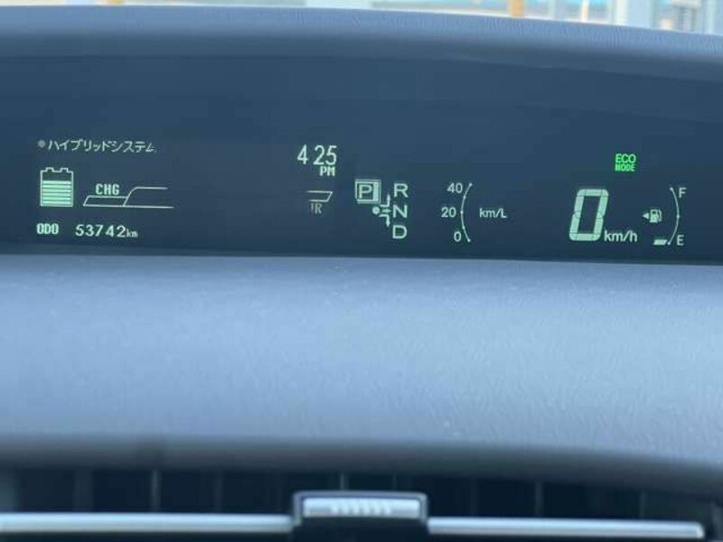 PRIUS-17
