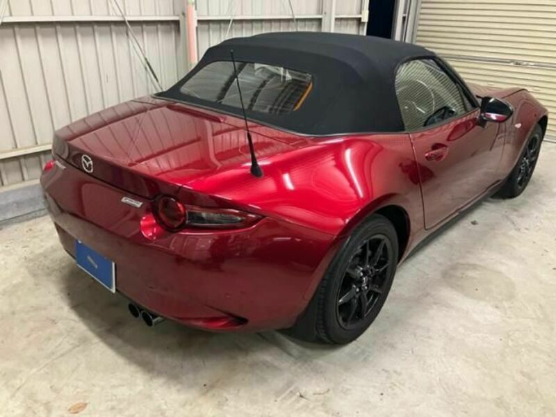 ROADSTER