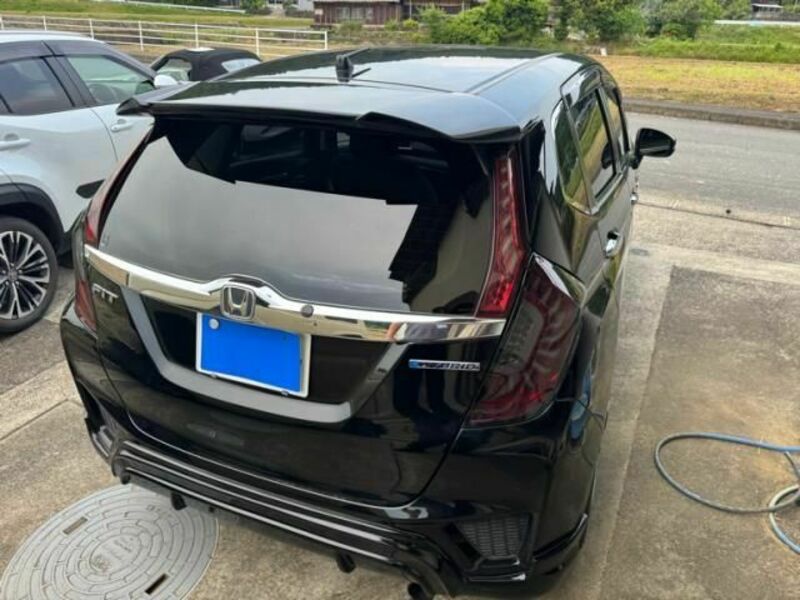 FIT HYBRID