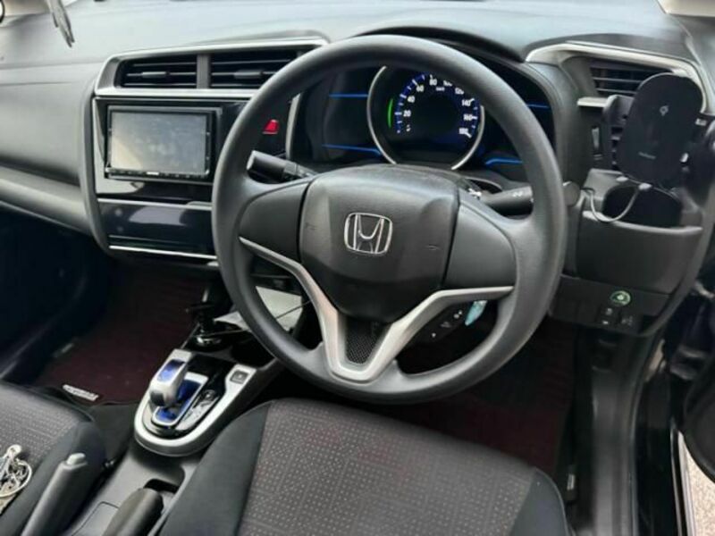FIT HYBRID