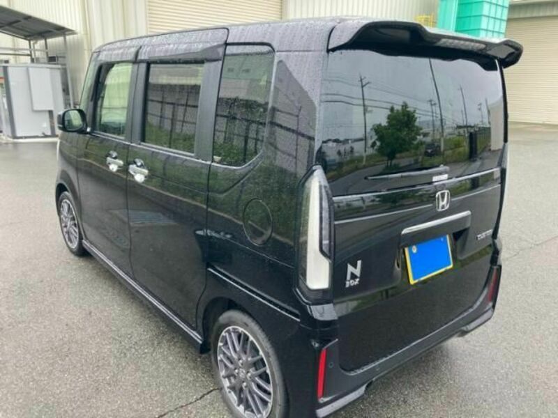 N BOX CUSTOM