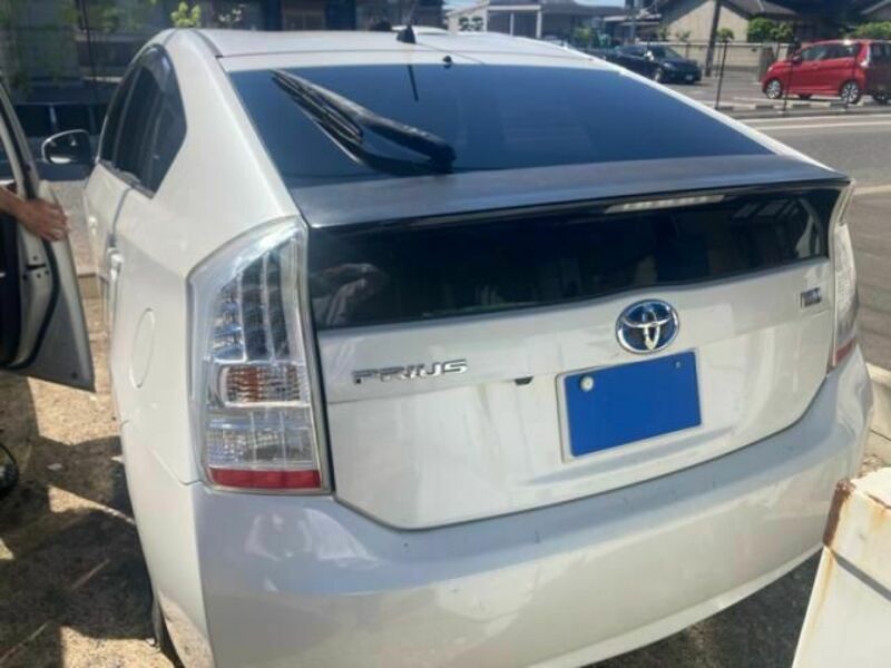PRIUS-2