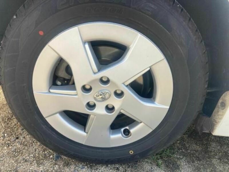 PRIUS-5