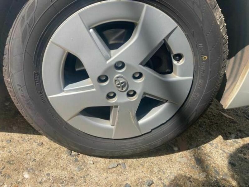 PRIUS-6