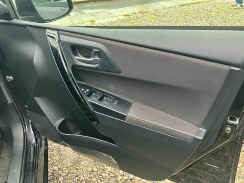 AURIS