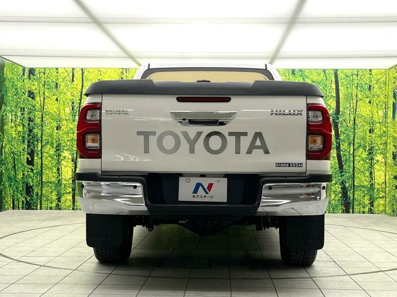 HILUX