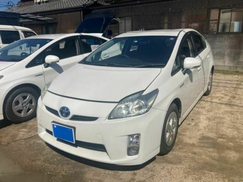 PRIUS-1