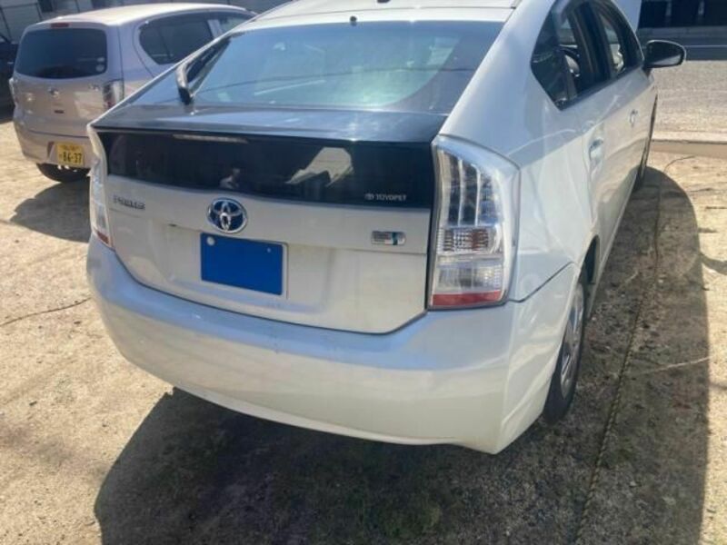 PRIUS-2