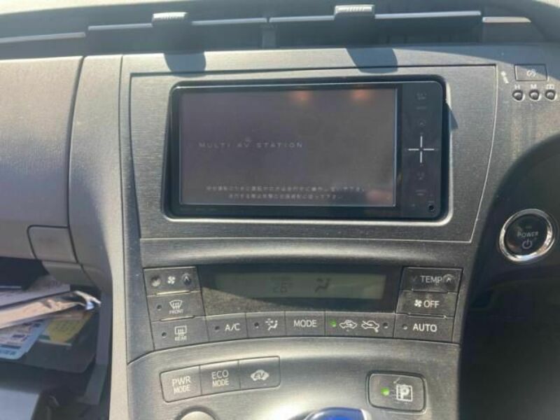 PRIUS-18