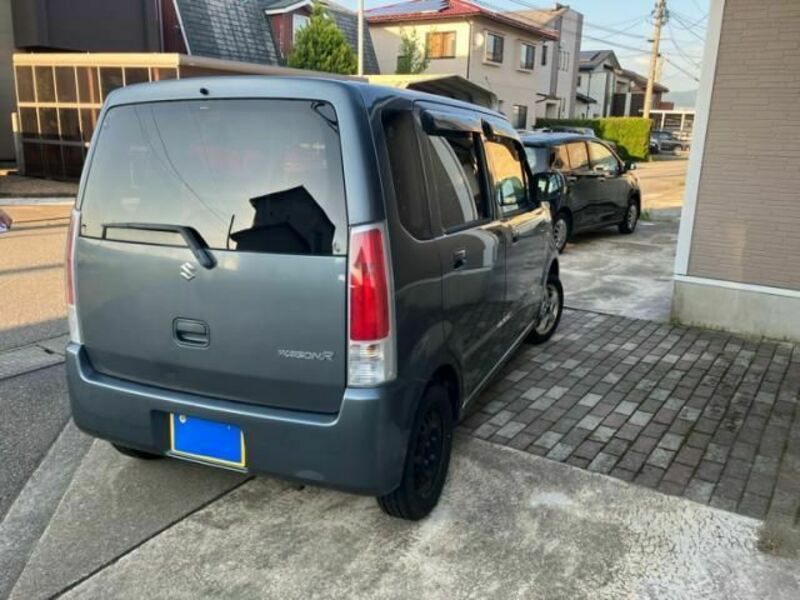 WAGON R