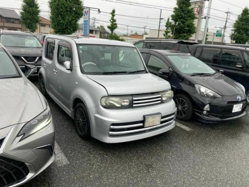 NISSAN CUBE