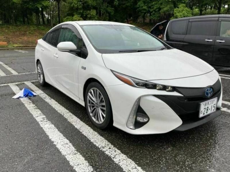 PRIUS PHV