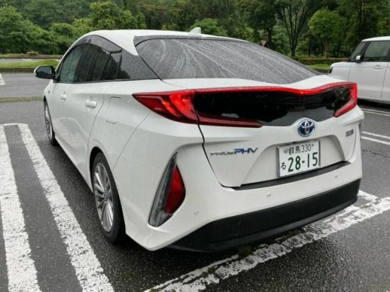 PRIUS PHV