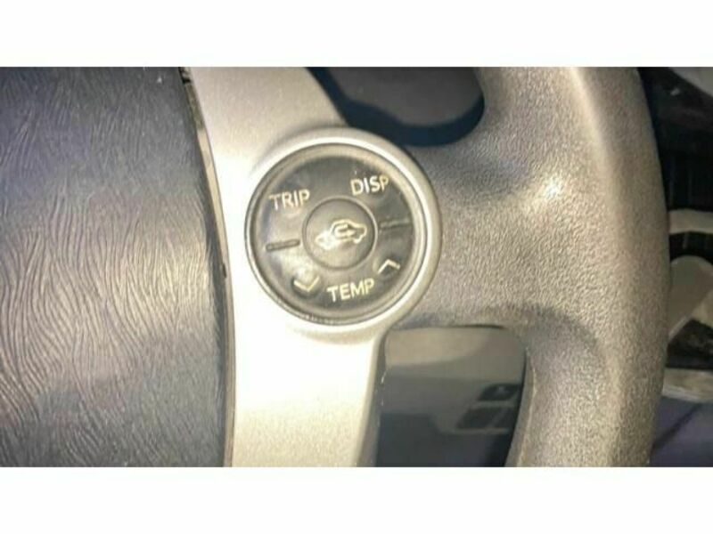 PRIUS-18